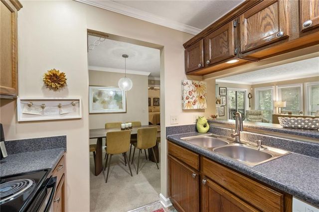 525 Warm Springs Circle, Roswell, GA 30075