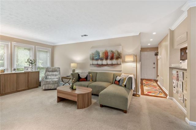 525 Warm Springs Circle, Roswell, GA 30075
