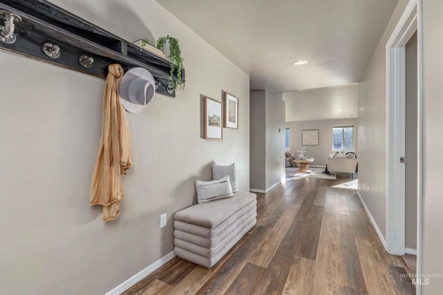 6334 S Kelso Way, Boise, ID 83709
