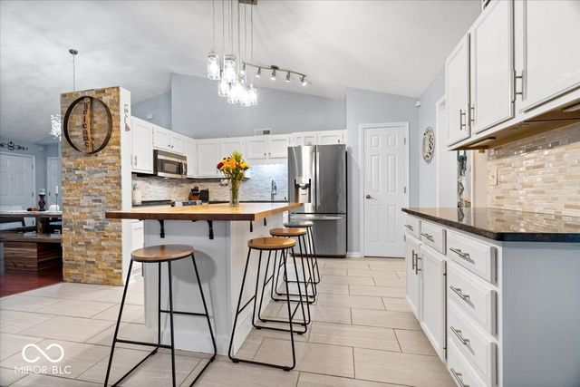 745 Sable Ridge Drive, Greenwood, IN 46142