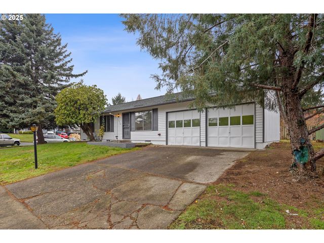 3210 Ne 2ND Ct, Gresham, OR 97030