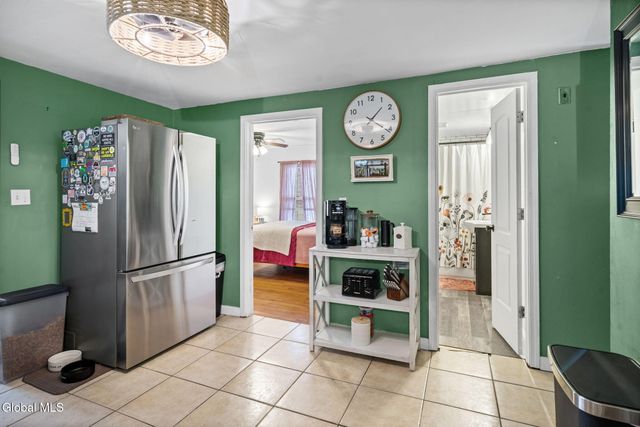 2527 1st Avenue, Rotterdam, NY 12303