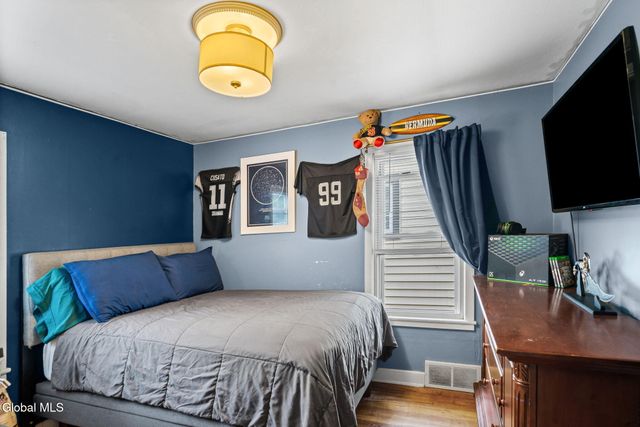 2527 1st Avenue, Rotterdam, NY 12303