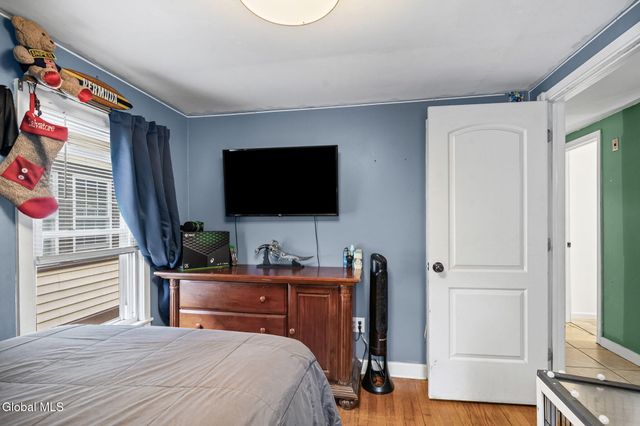 2527 1st Avenue, Rotterdam, NY 12303