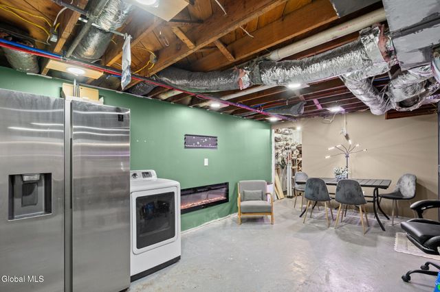 2527 1st Avenue, Rotterdam, NY 12303