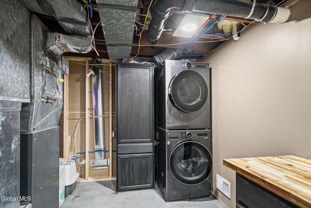 2527 1st Avenue, Rotterdam, NY 12303