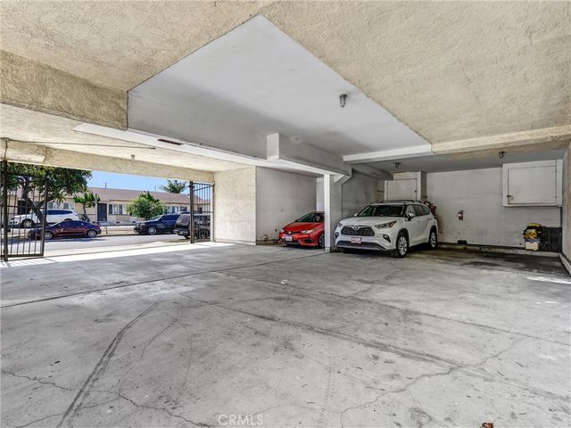 20526 S Western, Torrance, CA 90501