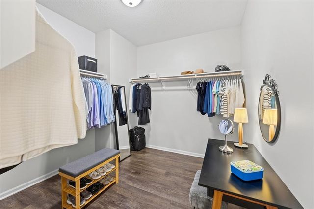 8000 SE 6th Terrace, Blue Springs, MO 64014