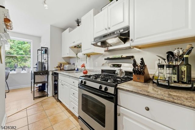 5 Center Ave 9, Morris Twp., NJ 07960