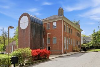 5 Center Ave 9, Morris Twp., NJ 07960