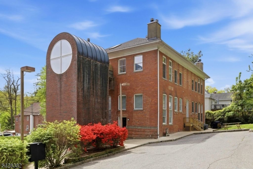 5 Center Ave 9, Morris Twp., NJ 07960