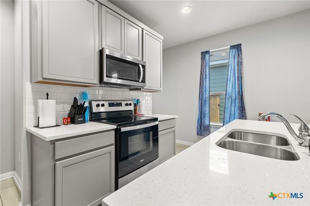 205 Unforgiven Lane, Jarrell, TX 76537
