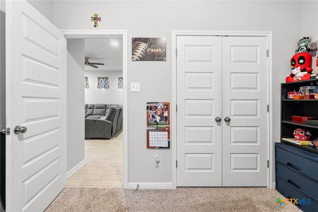 205 Unforgiven Lane, Jarrell, TX 76537