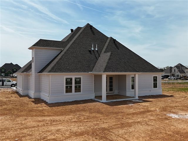 6590 County Avenue, Springdale, AR 72762
