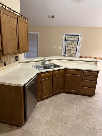 7551 MEADOWLAND DR, Memphis, TN 38133