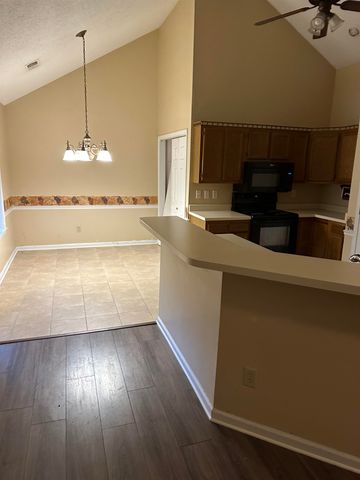 7551 MEADOWLAND DR, Memphis, TN 38133