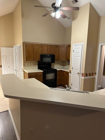 7551 MEADOWLAND DR, Memphis, TN 38133