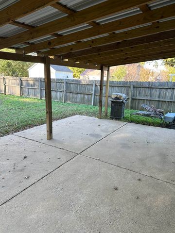 7551 MEADOWLAND DR, Memphis, TN 38133