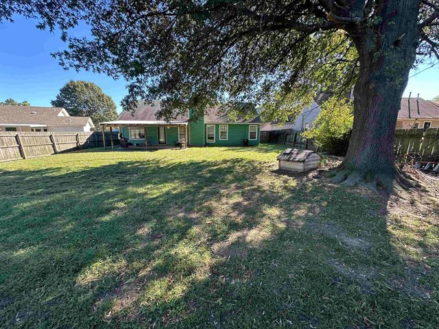 7551 MEADOWLAND DR, Memphis, TN 38133