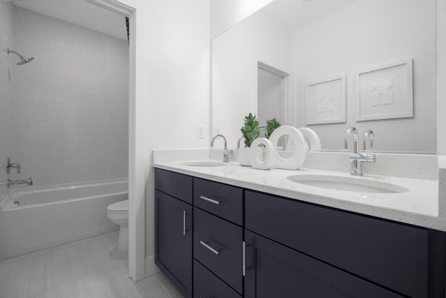 3886 Anchor Ct, Roseville, CA 95747