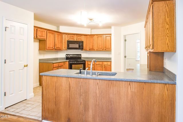 2423 Old Oxford Road, Durham, NC 27704