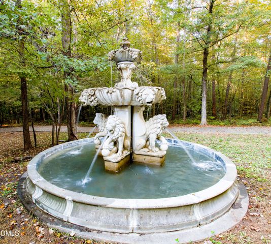 2423 Old Oxford Road, Durham, NC 27704
