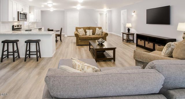 2423 Old Oxford Road, Durham, NC 27704
