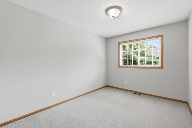 13853 Dahlia Drive, Rogers, MN 55374