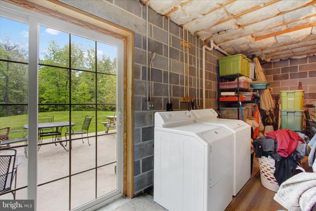145 ROBERTS RD, Littlestown, PA 17340