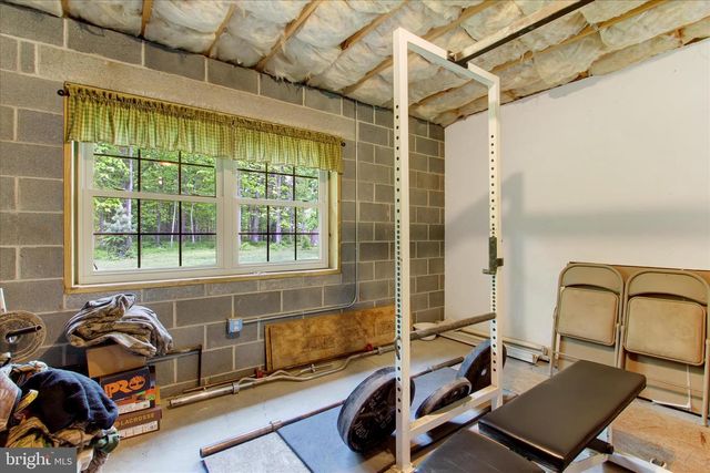 145 ROBERTS RD, Littlestown, PA 17340