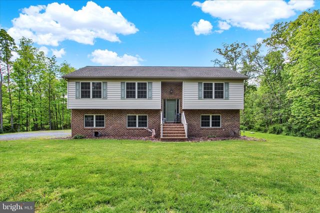 145 ROBERTS RD, Littlestown, PA 17340