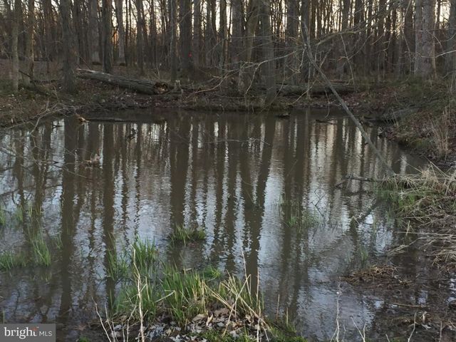 145 ROBERTS RD, Littlestown, PA 17340