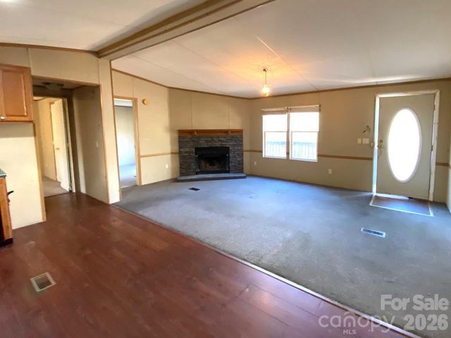 16 Molly Lane, Candler, NC 28715