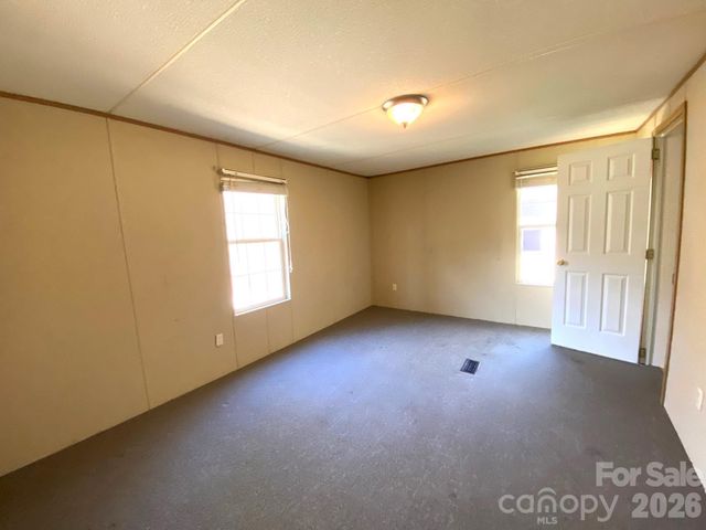 16 Molly Lane, Candler, NC 28715