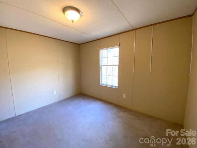 16 Molly Lane, Candler, NC 28715