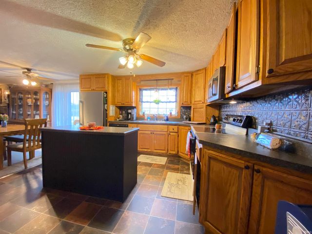 6066 W State Road 60, Mitchell, IN 47446