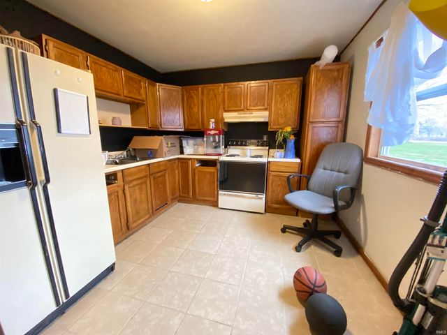 6066 W State Road 60, Mitchell, IN 47446