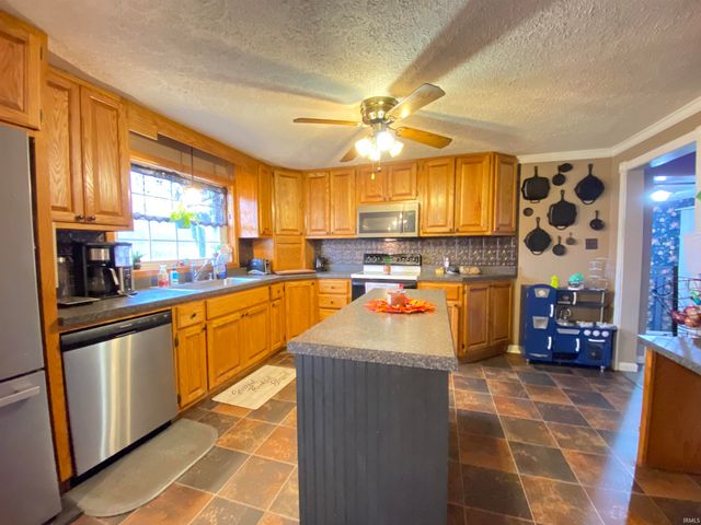 6066 W State Road 60, Mitchell, IN 47446