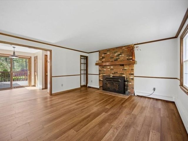 87 Pickens Street, Lakeville, MA 02347