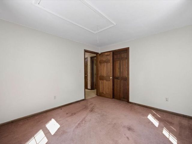 87 Pickens Street, Lakeville, MA 02347