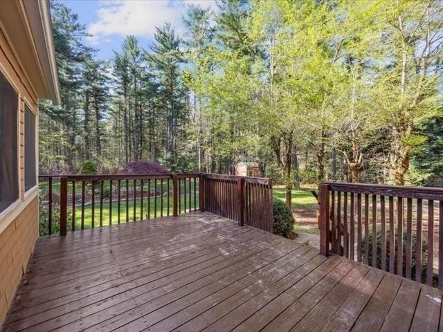87 Pickens Street, Lakeville, MA 02347