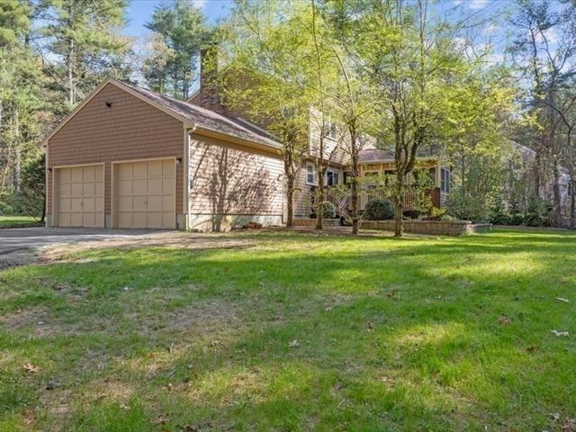 87 Pickens Street, Lakeville, MA 02347
