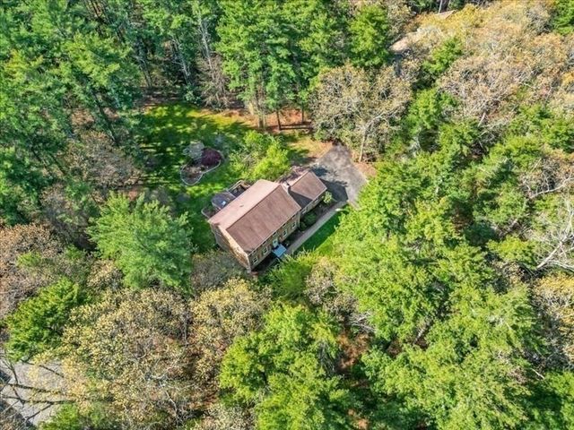 87 Pickens Street, Lakeville, MA 02347
