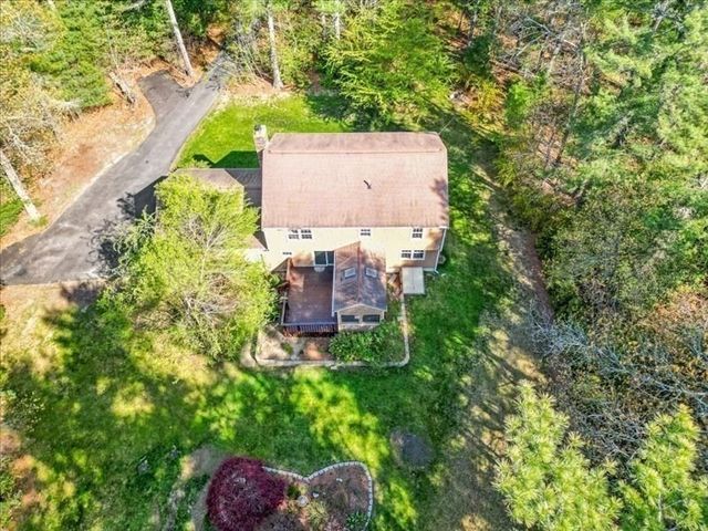 87 Pickens Street, Lakeville, MA 02347