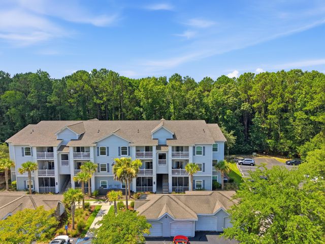 1300 Park West Unit 417, Mount Pleasant, SC 29466