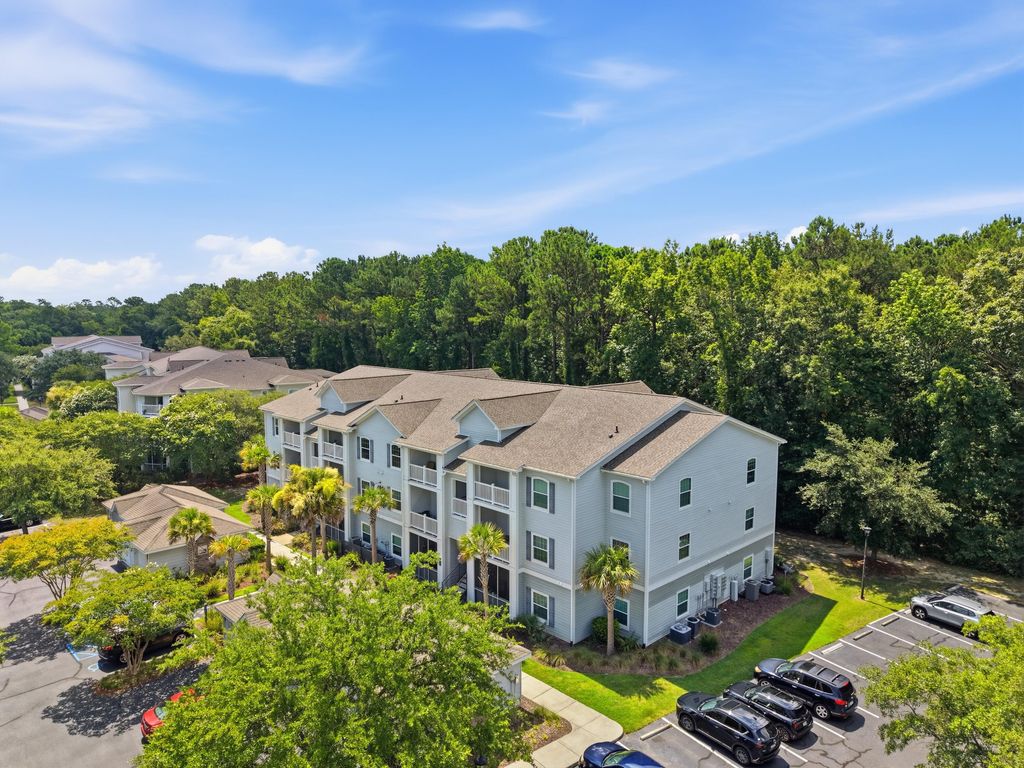 1300 Park West Unit 417, Mount Pleasant, SC 29466