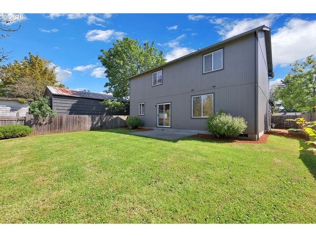 654 N GARDEN Way, Eugene, OR 97401