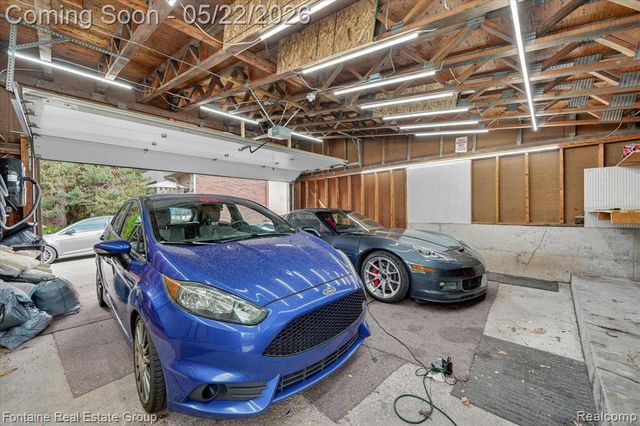 7406 Azalea Court, West Bloomfield, MI 48322
