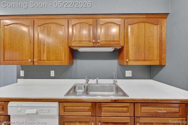 7406 Azalea Court, West Bloomfield, MI 48322