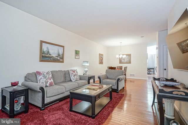 135 CHANCELLOR DR, Deptford, NJ 08096